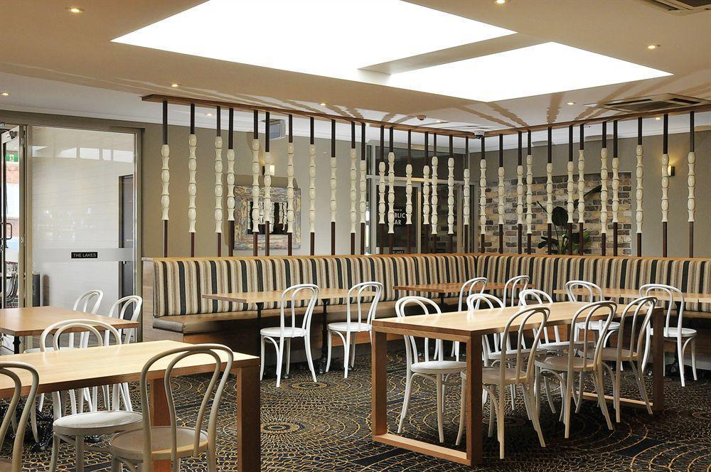 The Lakes Hotel Entrance Dış mekan fotoğraf