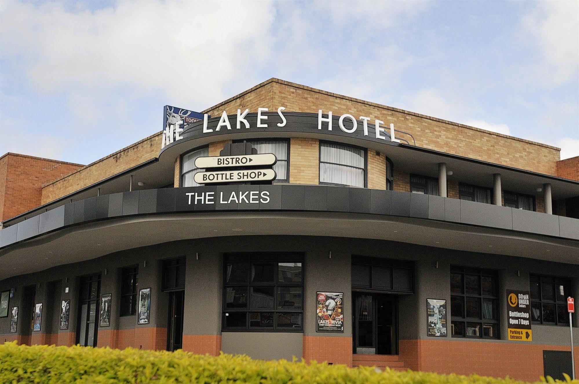 The Lakes Hotel Entrance Dış mekan fotoğraf